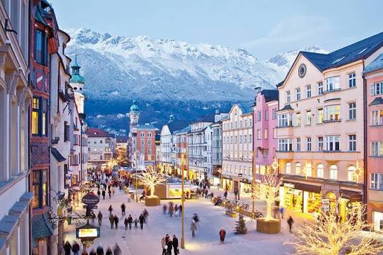 Taxi Flughafen Innsbruck nach Kufstein im Winter: Schneefahrten sicher & stressfrei
