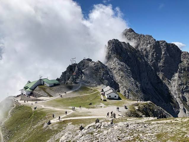 Taxi Flughafen Innsbruck nach Ischgl im Winter: Schneefahrten sicher & stressfrei